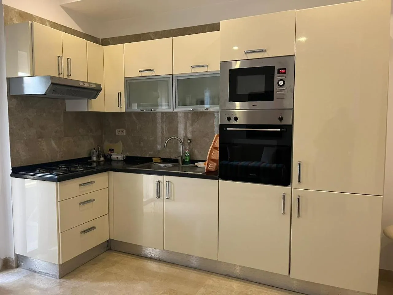 Apartment Studio Malaga Rez Du Chaussee Neuf La Marsa Tunisia