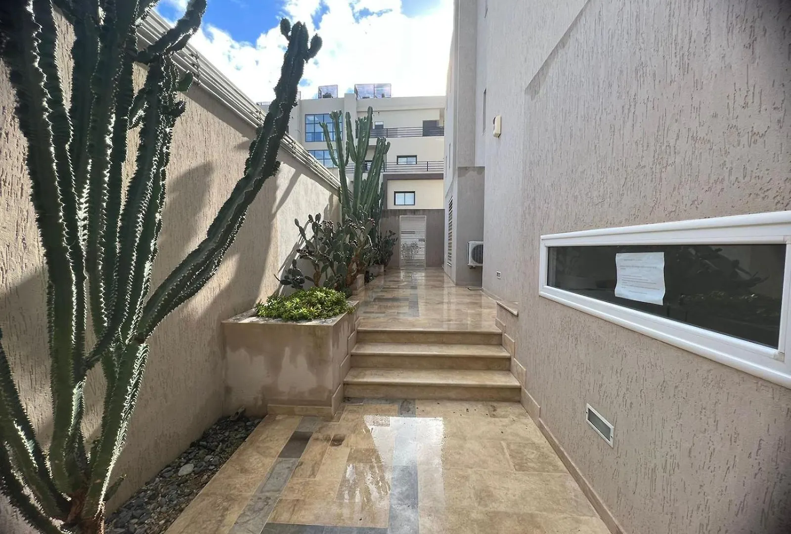 Studio Malaga Rez Du Chaussee Neuf La Marsa
